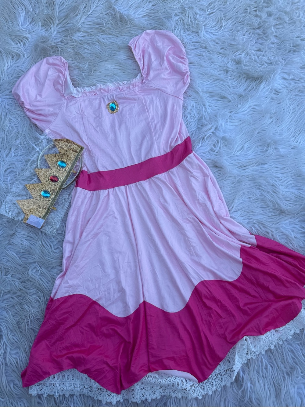 Women’s princess peach costume (D7)